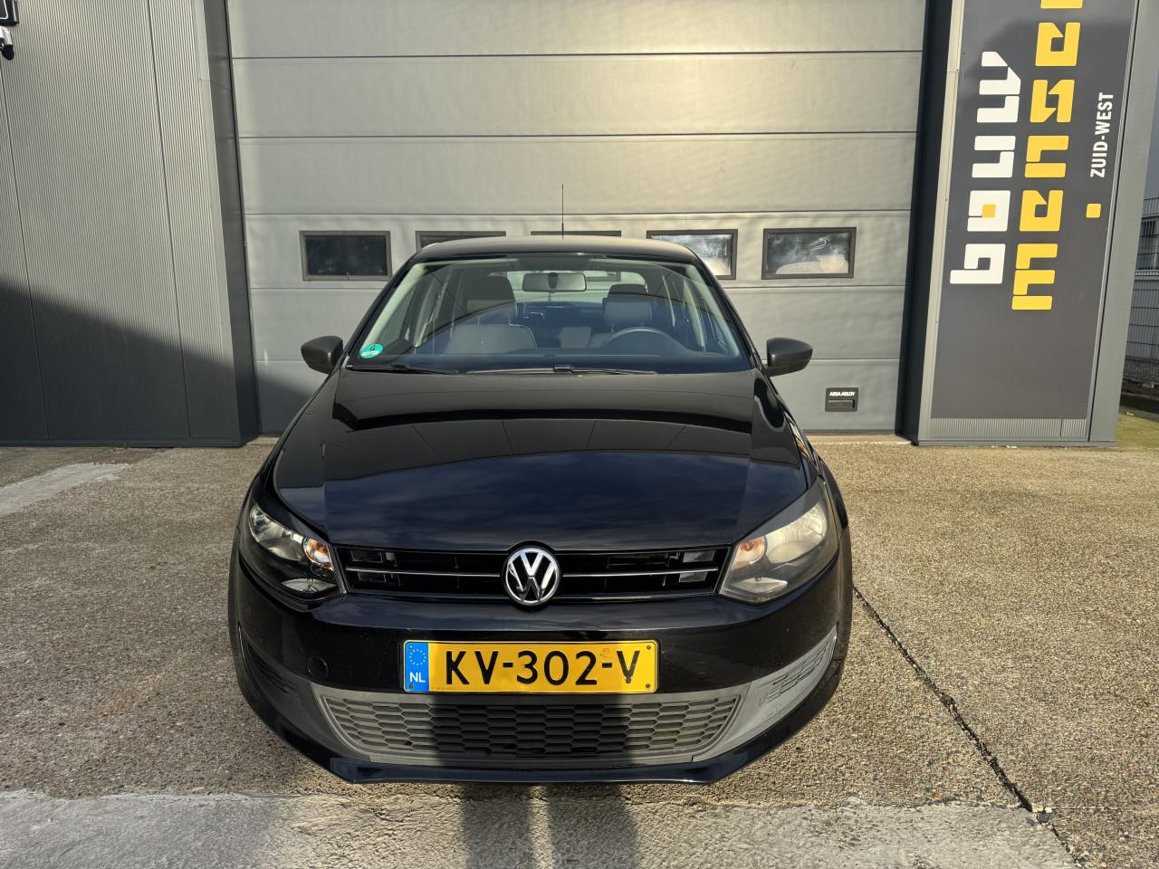 Volkswagen Polo 1.2 6V 44KW 5DRS 2010 Zwart Airco Apk Navi