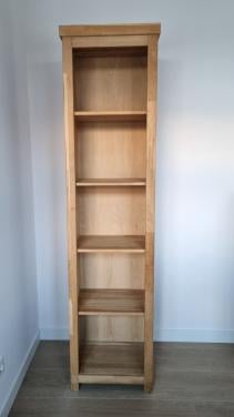 Eiken boekenkast