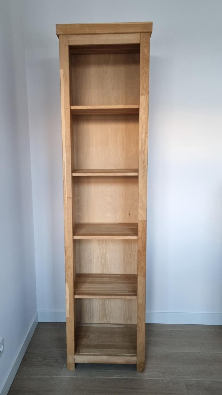 Eiken boekenkast