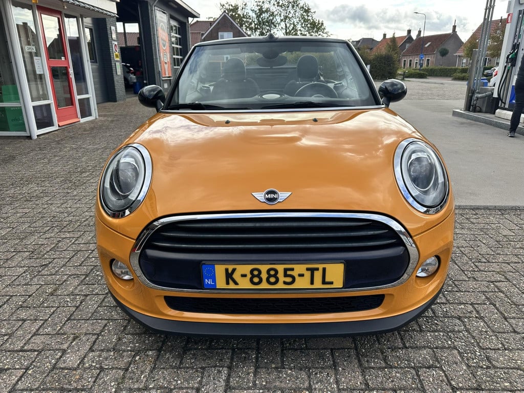 Mini Cooper Cabrio mini 1.5 chili business