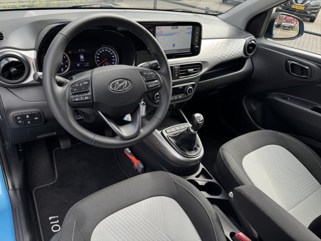 Hyundai I 10 1.0 premium | navigatie | camera | cruise & climate control | 