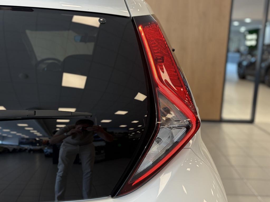 Toyota Aygo 1.0 vvt-i x-clusiv