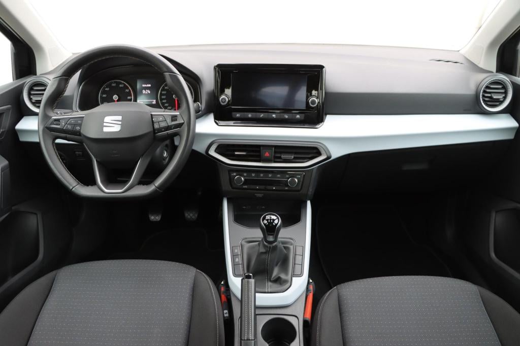 Seat Arona 1.0 tsi style | carplay | sensoren achter | cruise control