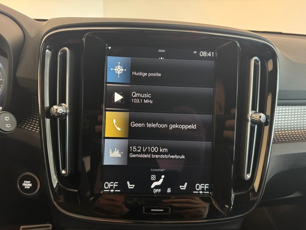 Volvo XC40 1.5 t4 recharge r-design expression