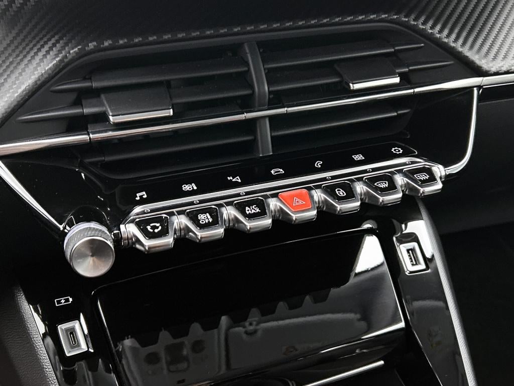 Peugeot 2008 100 pk allure pack | rijklaar | camera | navigatie | 3d icockp