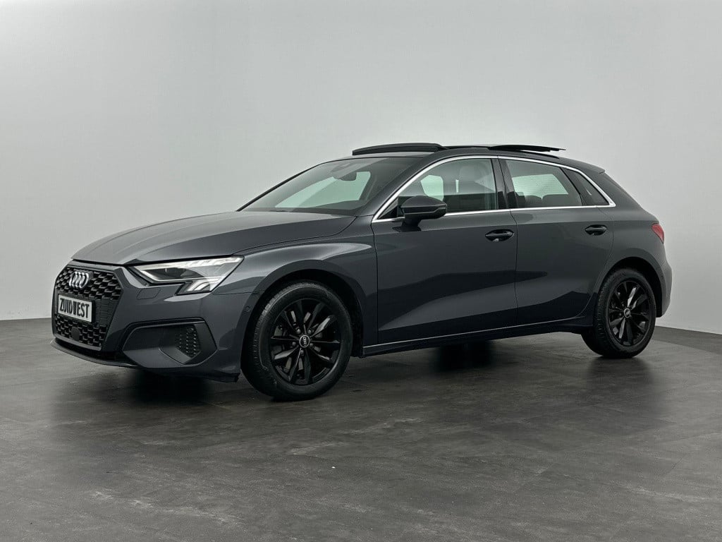 Audi A3 sportback 35 tfsi s-line pano matrix leder carplay