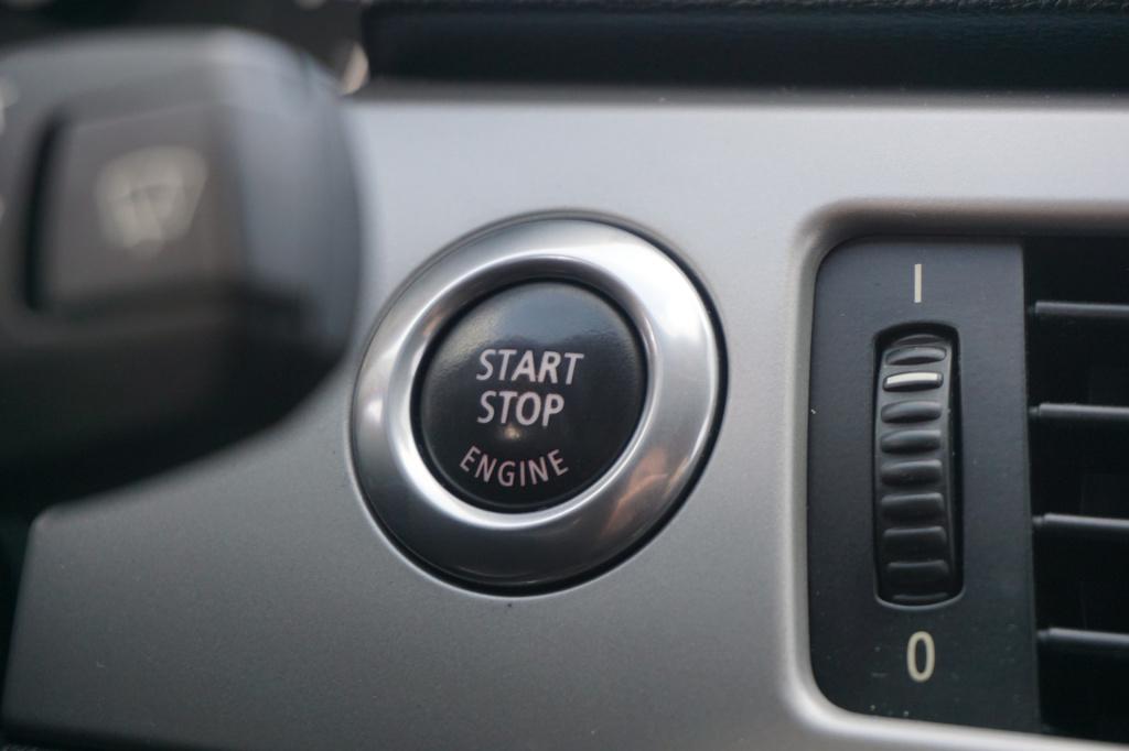 BMW 3-serie 320i executive airco / cruise / parkeers. / elektr. ramen / lm 