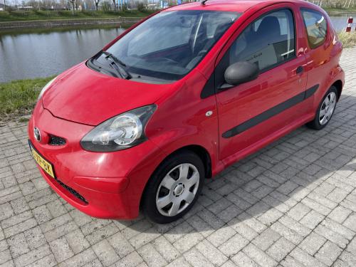 Toyota Aygo 1.0 1650€