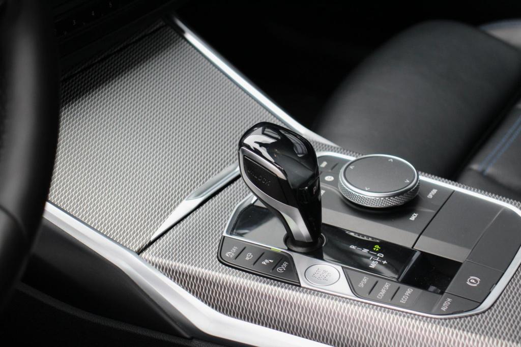 BMW 3-serie touring 330i m-sport - leder - 360 camera - head up - led - vir