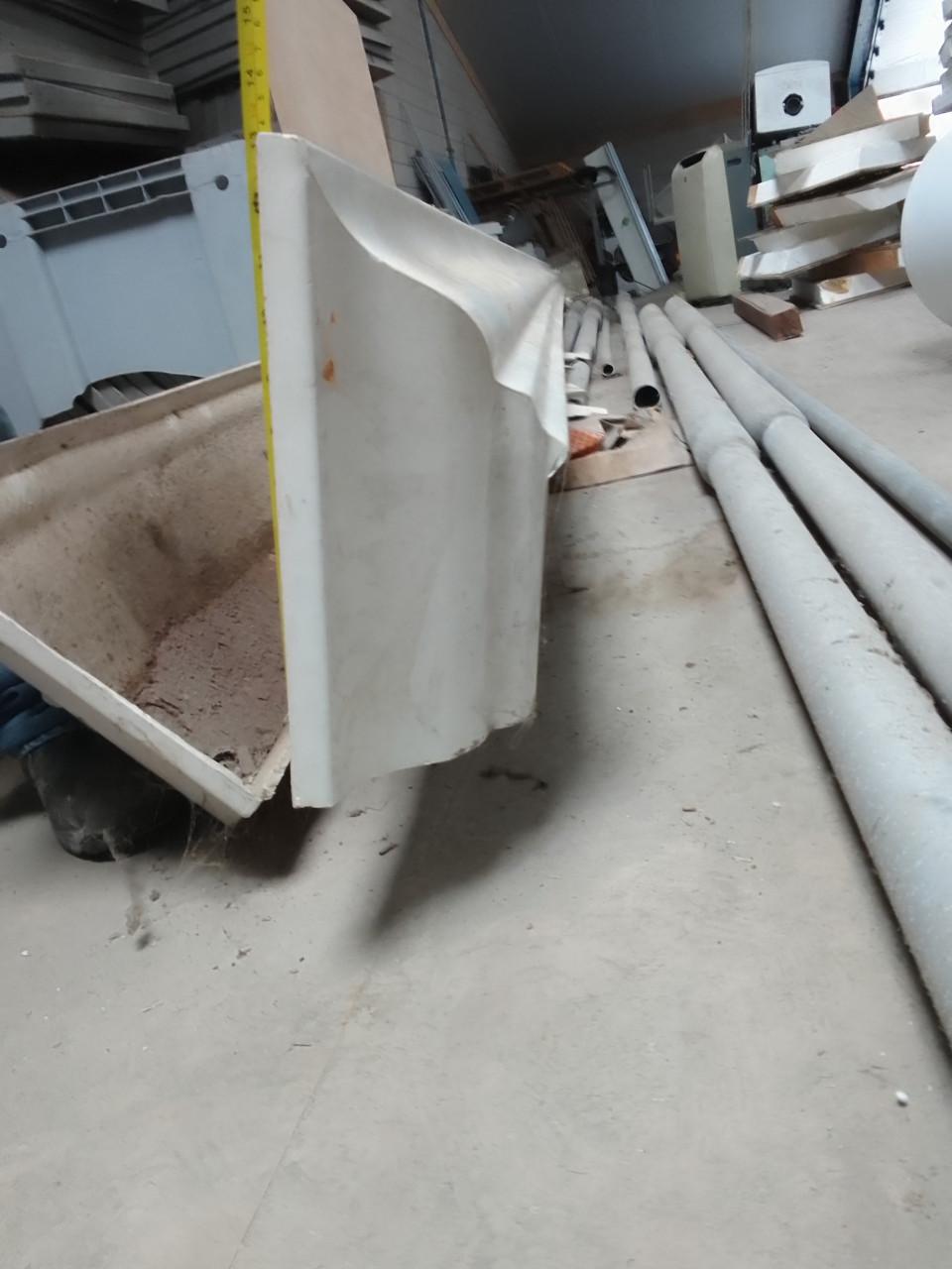 2× Polyester dakgoot