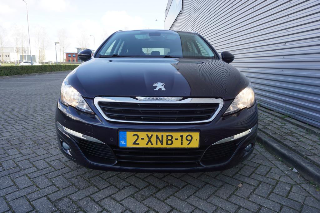 Peugeot 308 sw 1.2 e-thp blue lease executive climate / navi / cruise / pan