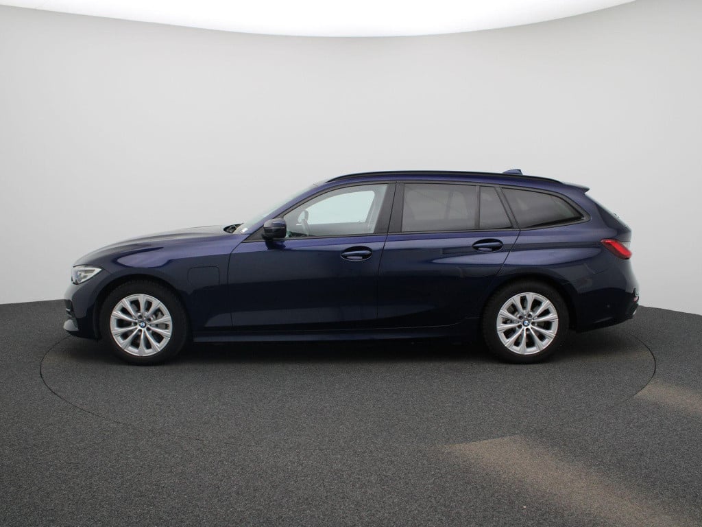 BMW 3-serie touring 330e business edition plus | automaat | navigatie | app