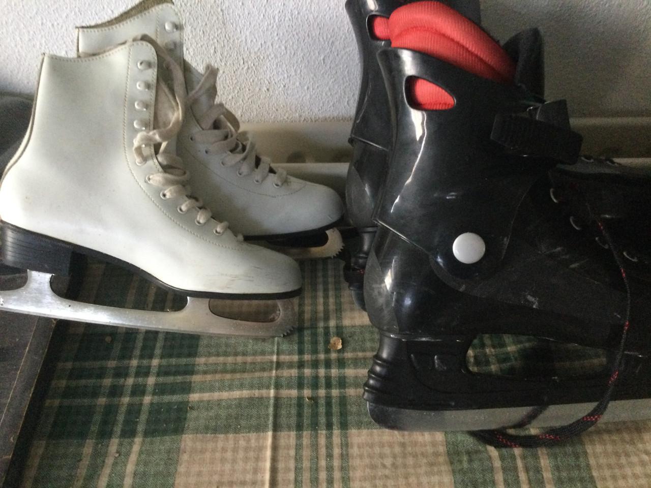 Ijsschaatsen / heren, zwart, 44/ dames wit / 41