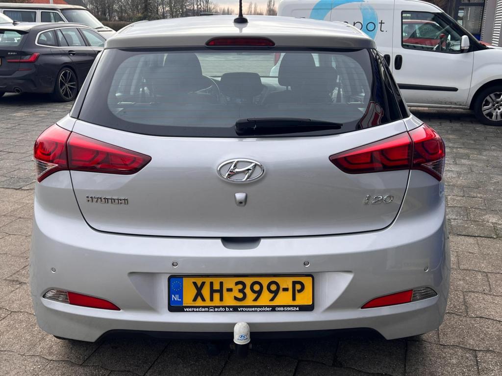 Hyundai I 20 1.0 t-gdi comfort, camera, navigatie, trekhaak enz...
