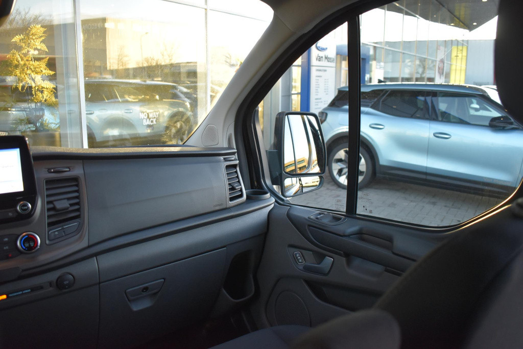 Ford Transit Custom 300 2.0 tdci l2h1 trend dc 5-pers. | airco | cruise con