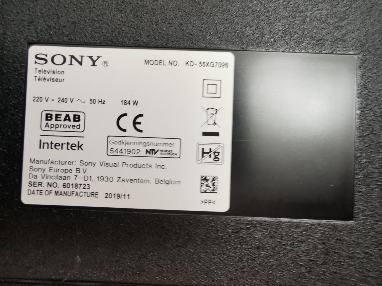 Sony 55 inch 4K Ultra HD Smart TV (KD-55XG7096) – Complete set!