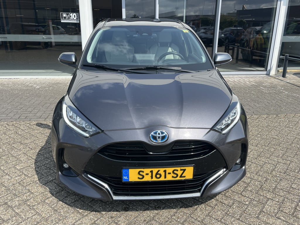 Toyota Yaris | net binnen | 1.5 hybrid executive | leer | head-up display |