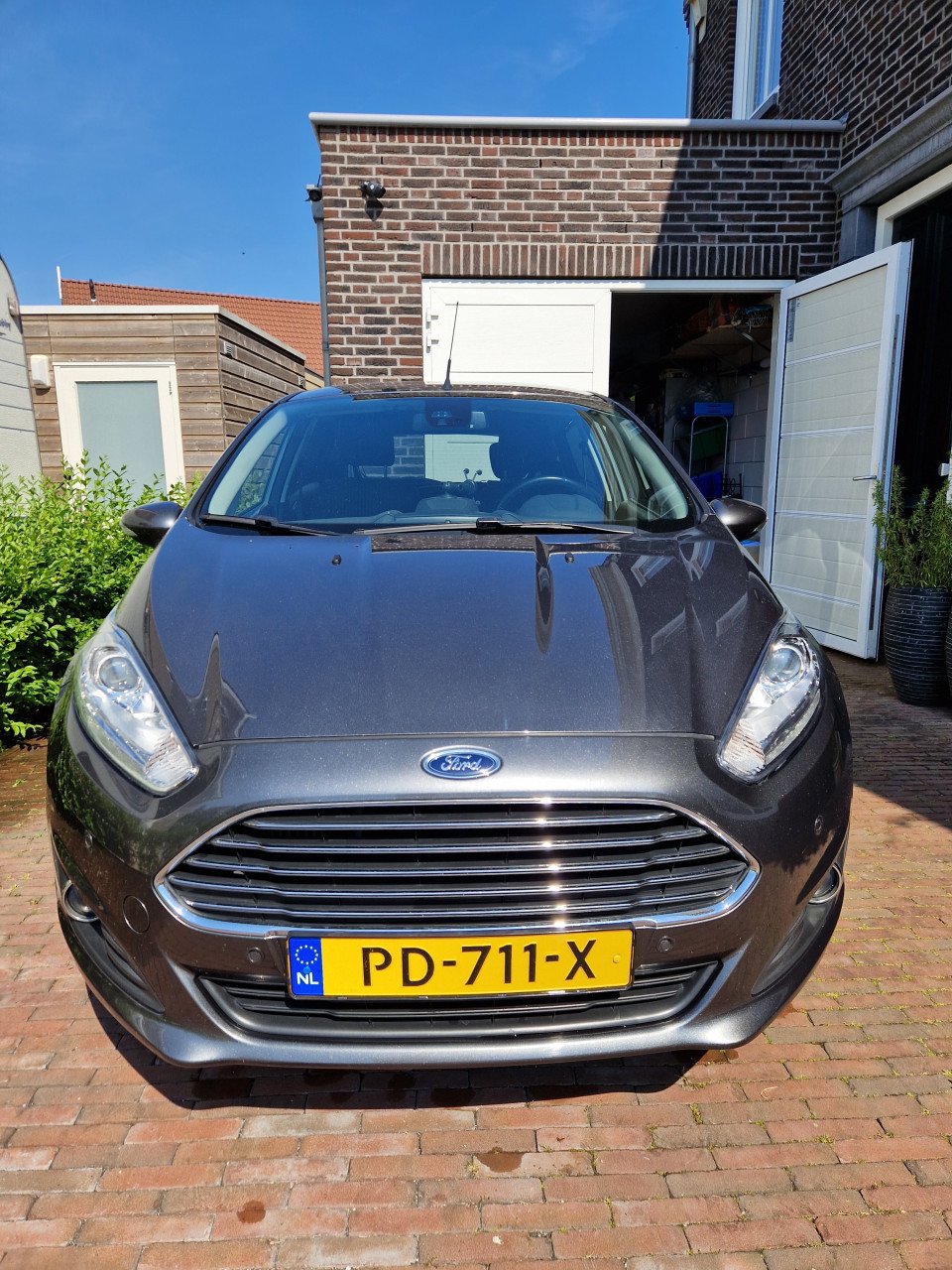 Ford Fiësta ecoboost Titanium 101pk