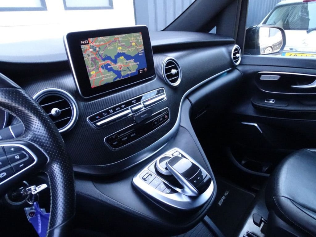Mercedes-Benz V-Klasse 250d extra lang dc avantgarde edition