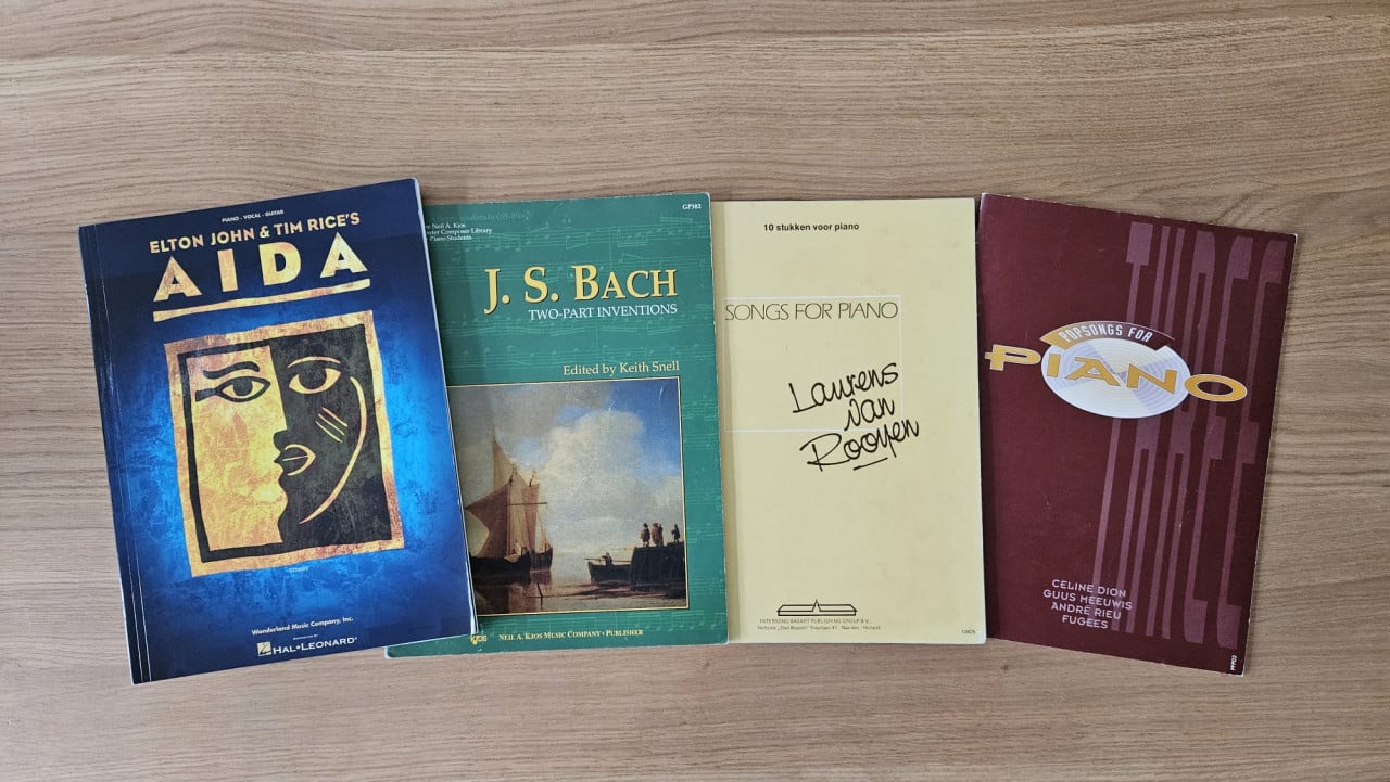 Diverse bladmuziek piano