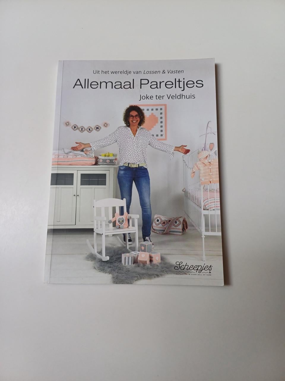 HAAK-, BREI EN NAAIBOEKEN
