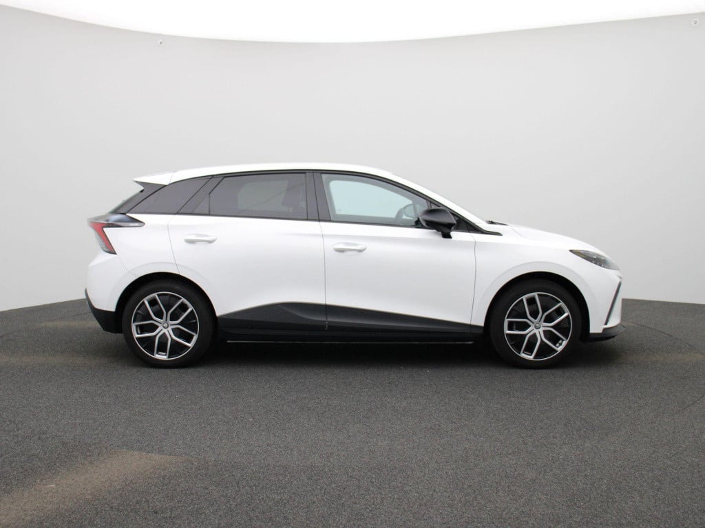 MG 4 luxury 64 kwh | navigatie | climate control | apple carplay / android 