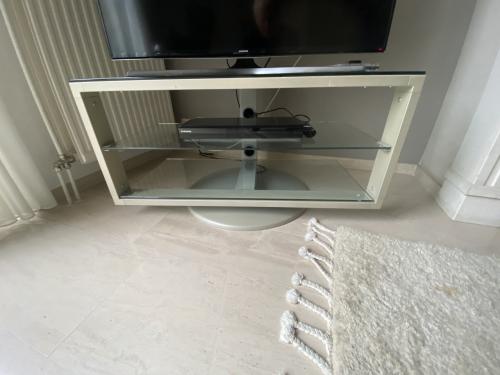 TV meubel draaibaar