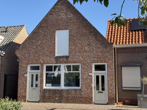 Te huur Kantoor / praktijk / winkelruimte – 85 m²
