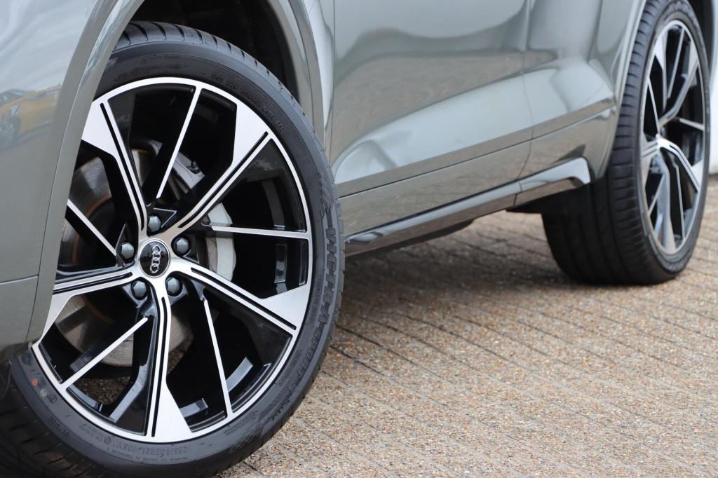 Audi Q5 sportback 50 tfsi e s edition competition 300pk s tronic | soh 90,4