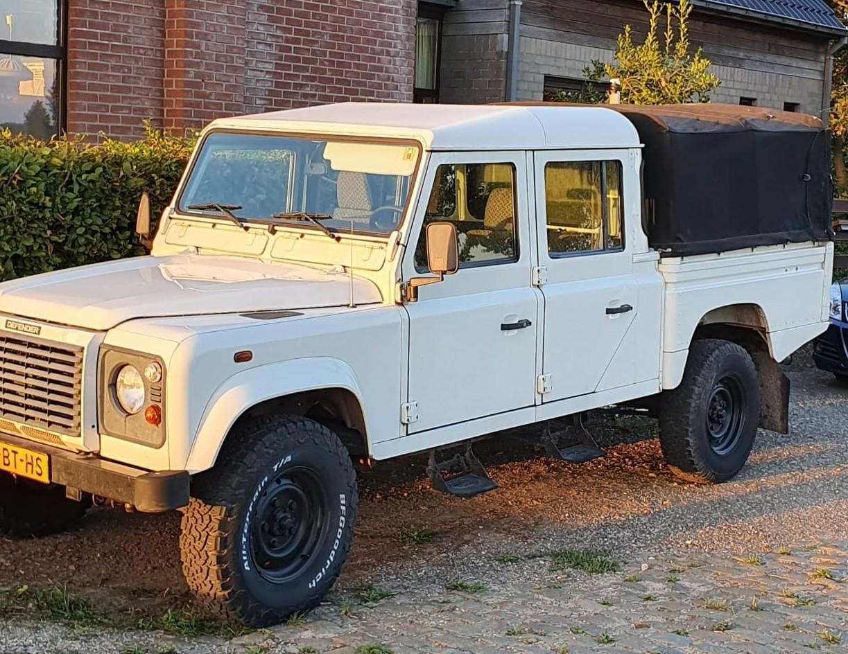 Defender 130 " High Capacity Hood Stick Set