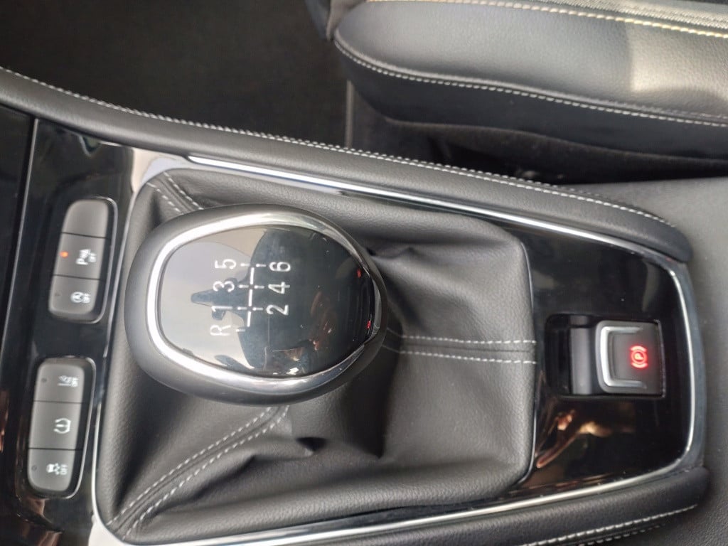 Opel Grandland X 1.2 turbo business +