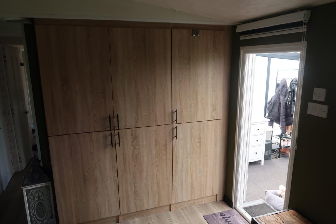 Chalet met serre te koop op ruime kavel Camping klein paradijs in Chaam