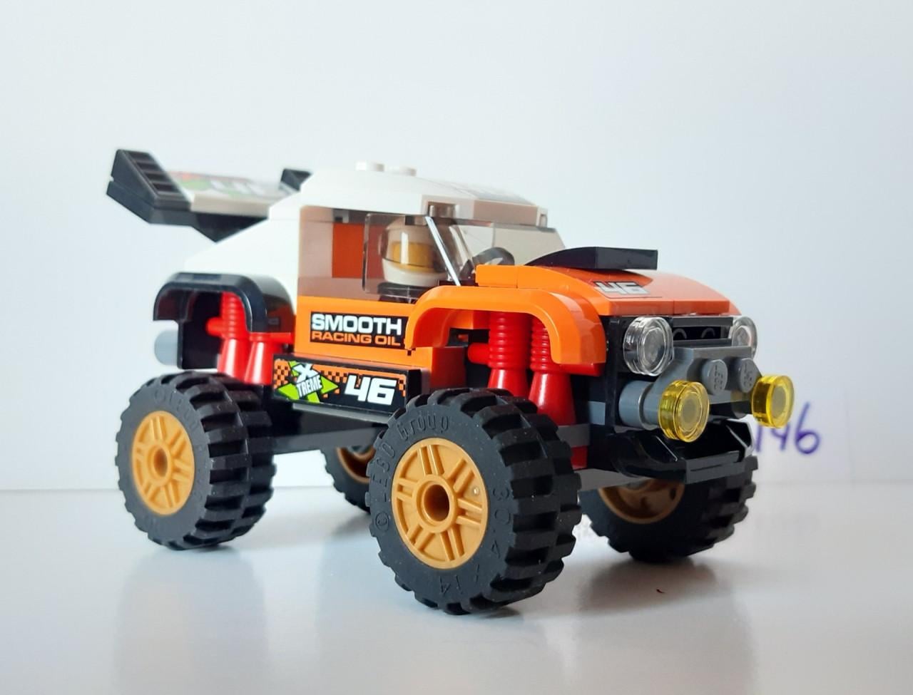 Lego City 60146: Stunttruck met minifiguur