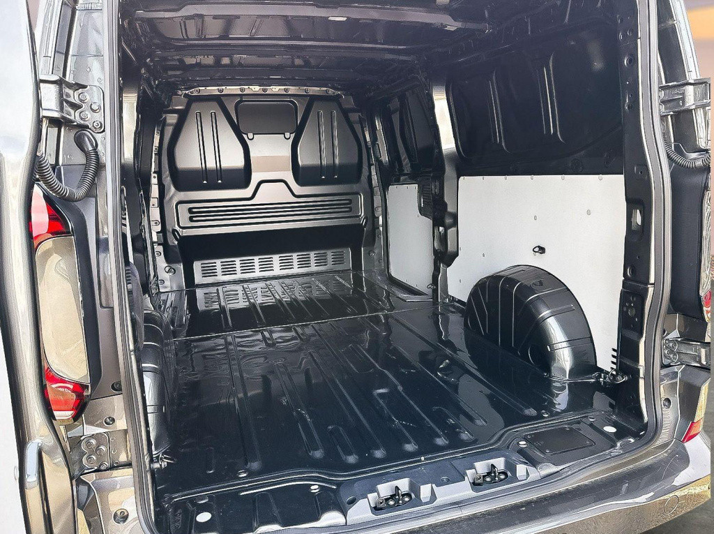 Volkswagen Transporter 2.0 tdi l2h1 30 bulli