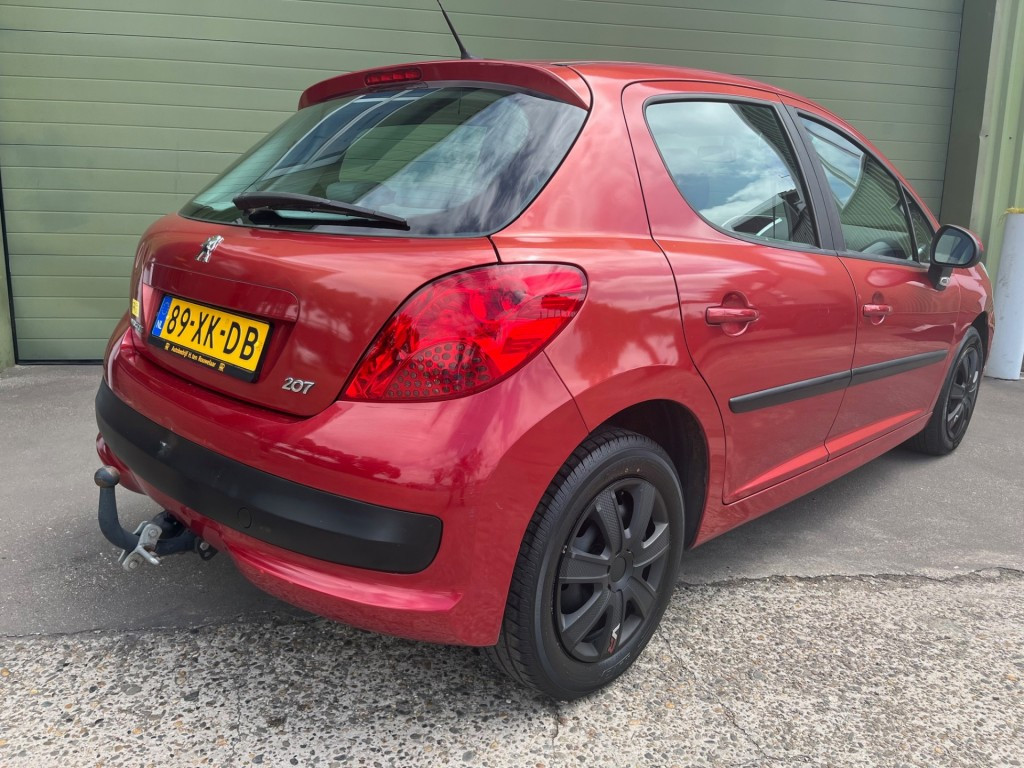 Peugeot 207 1.4 - 16v x-line