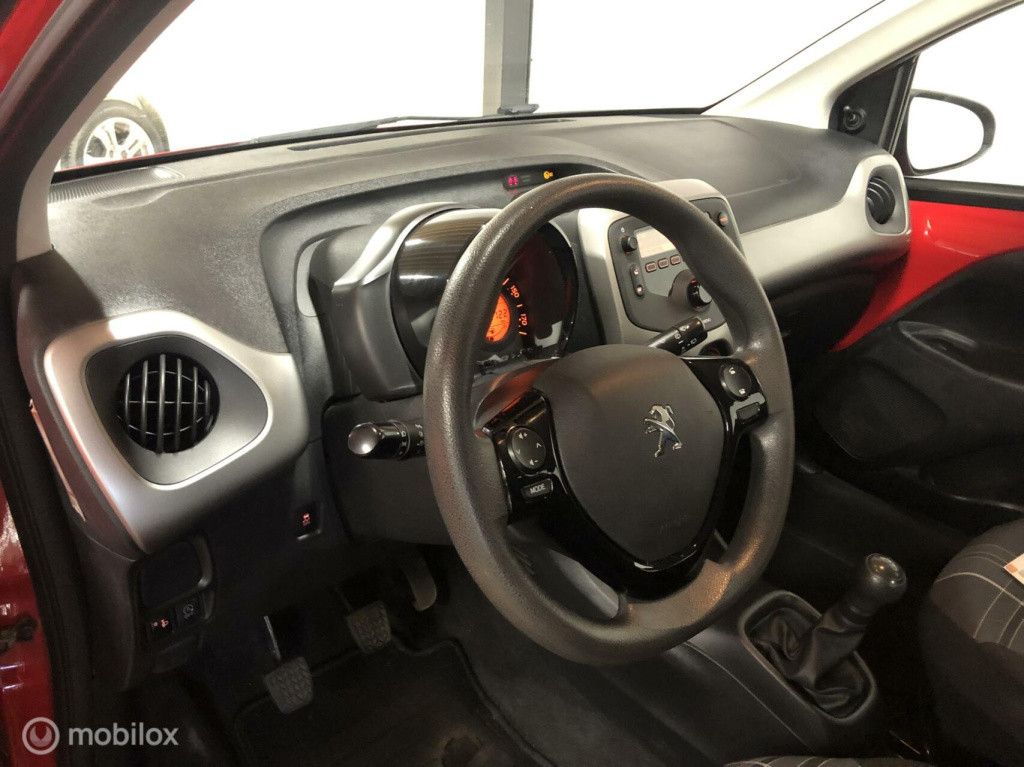 Peugeot 108 1.0 e-vti blue lion