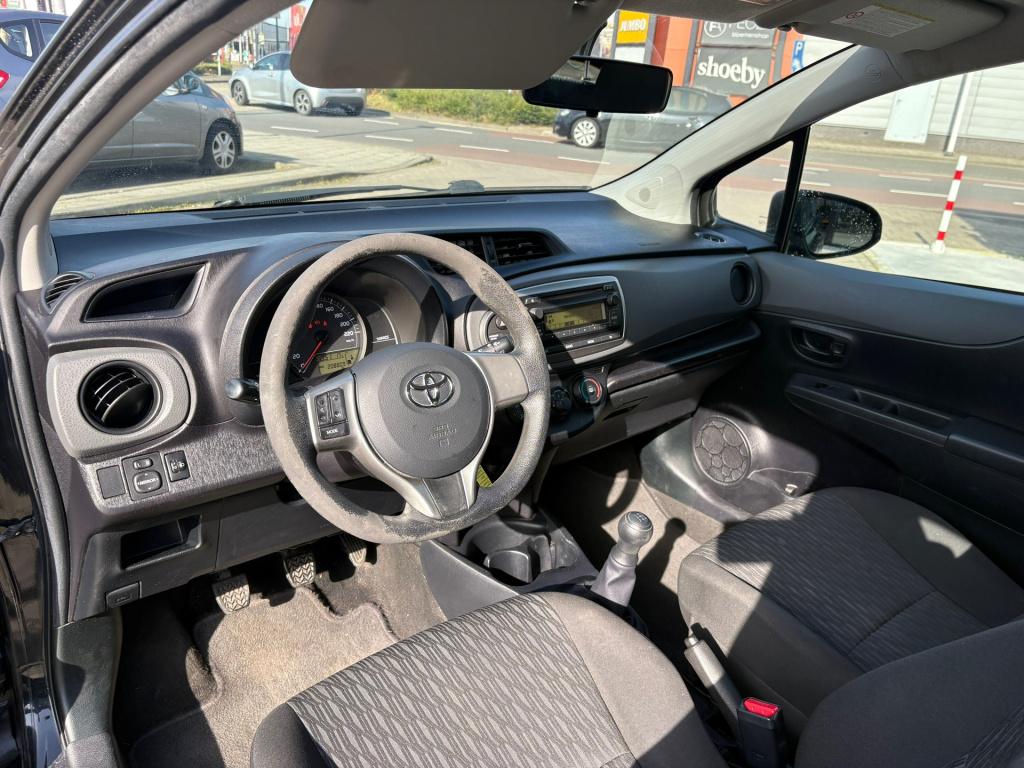 Toyota Yaris 1.0 vvt-i aspiration