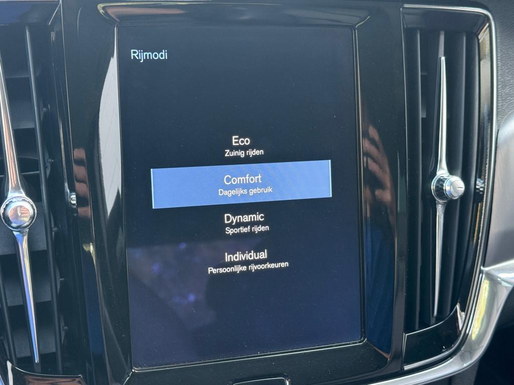Volvo S90 2.0 t6 awd momentum+