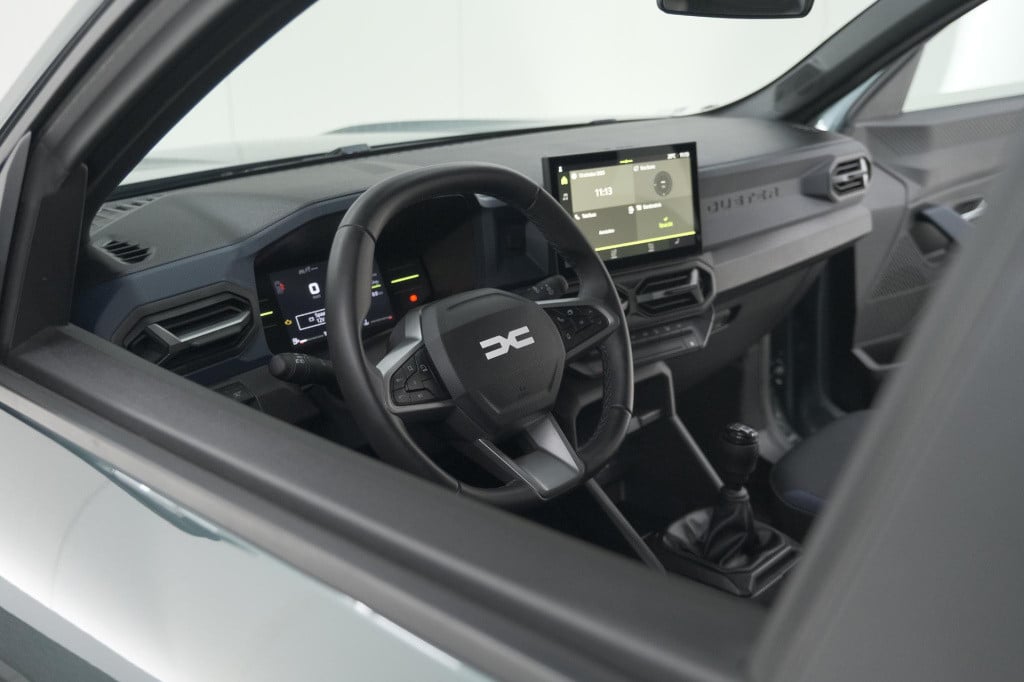 Dacia Duster mild hybrid 130 expression | camera | stoelverwarming | apple 