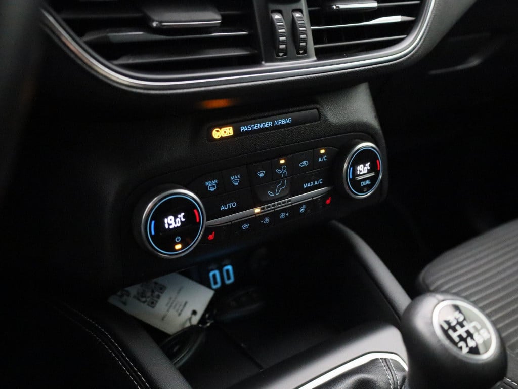 Ford Focus 1.0 ecoboost titanium x business | climate control | adpatieve c