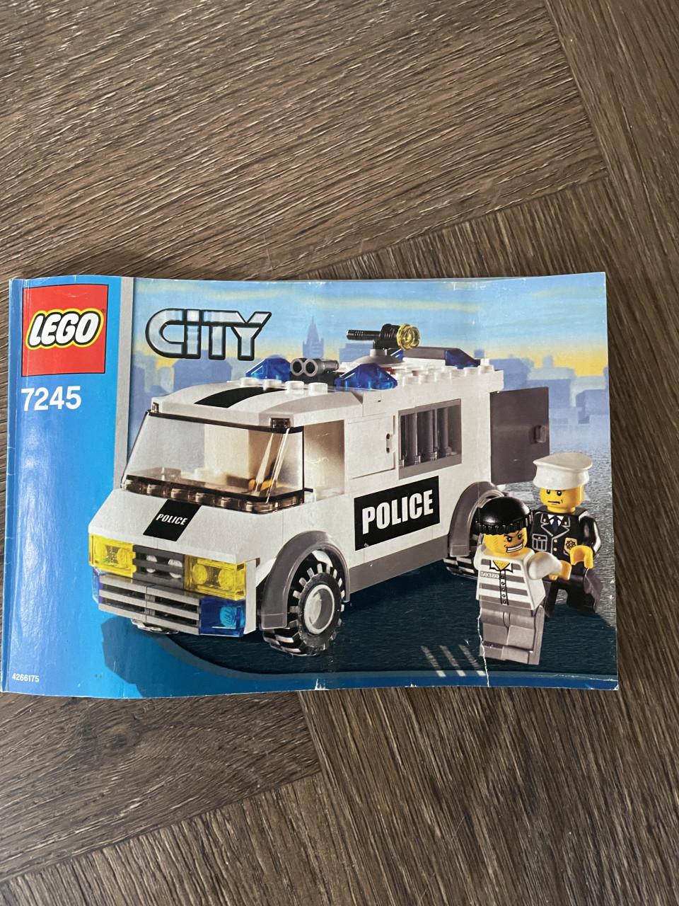 Lego City: Gevangenentransport 7245