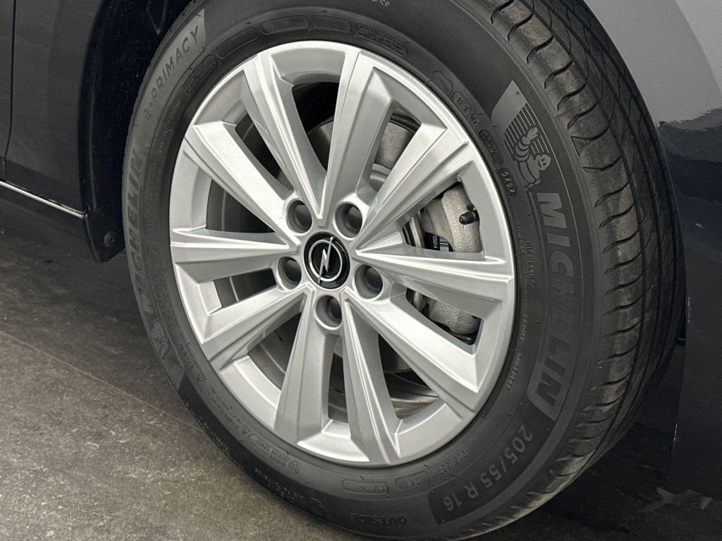 Opel Astra sports tourer 1.2 edition | camera | sensoren | apple carplay/an