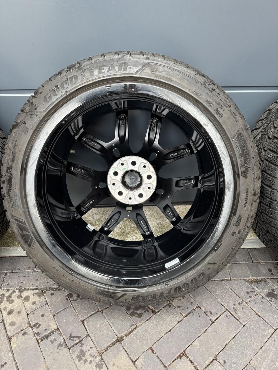 BMW i4 Winterbanden M748 Style Breedset