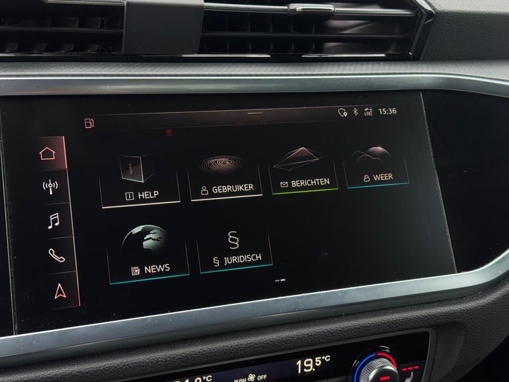 Audi Q3 35 tfsi * matrix led * stoelverwarming * adaptive cruise control