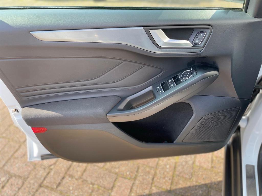 Ford Focus wagon 1.0 ecoboost active business