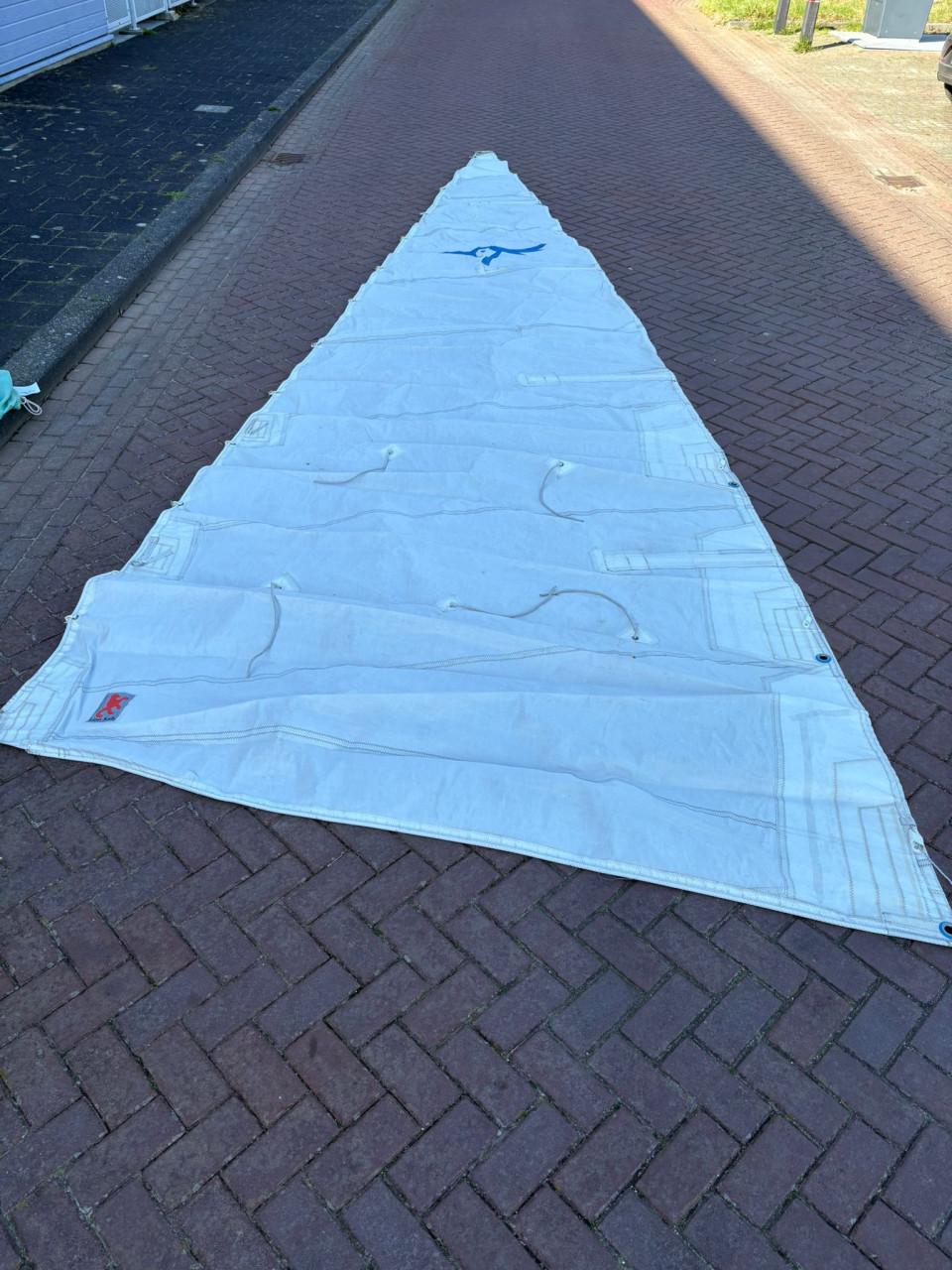 Zeer complete Piewiet 700 zeilboot met wat werk te koop