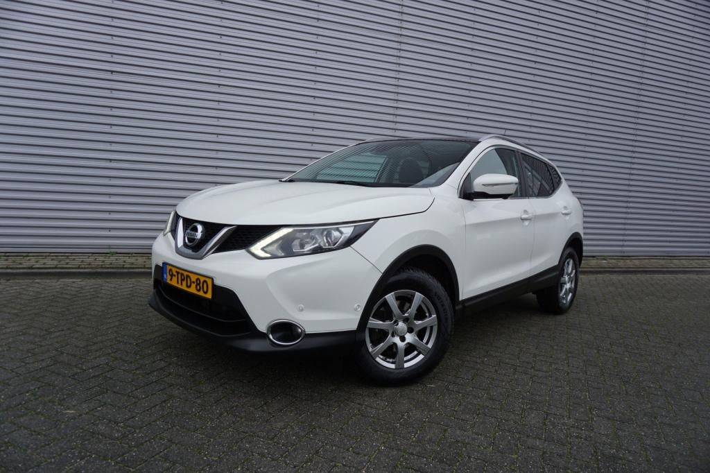 Nissan Qashqai 1.2 premier edition climate / navi / camera / dab / cruise /