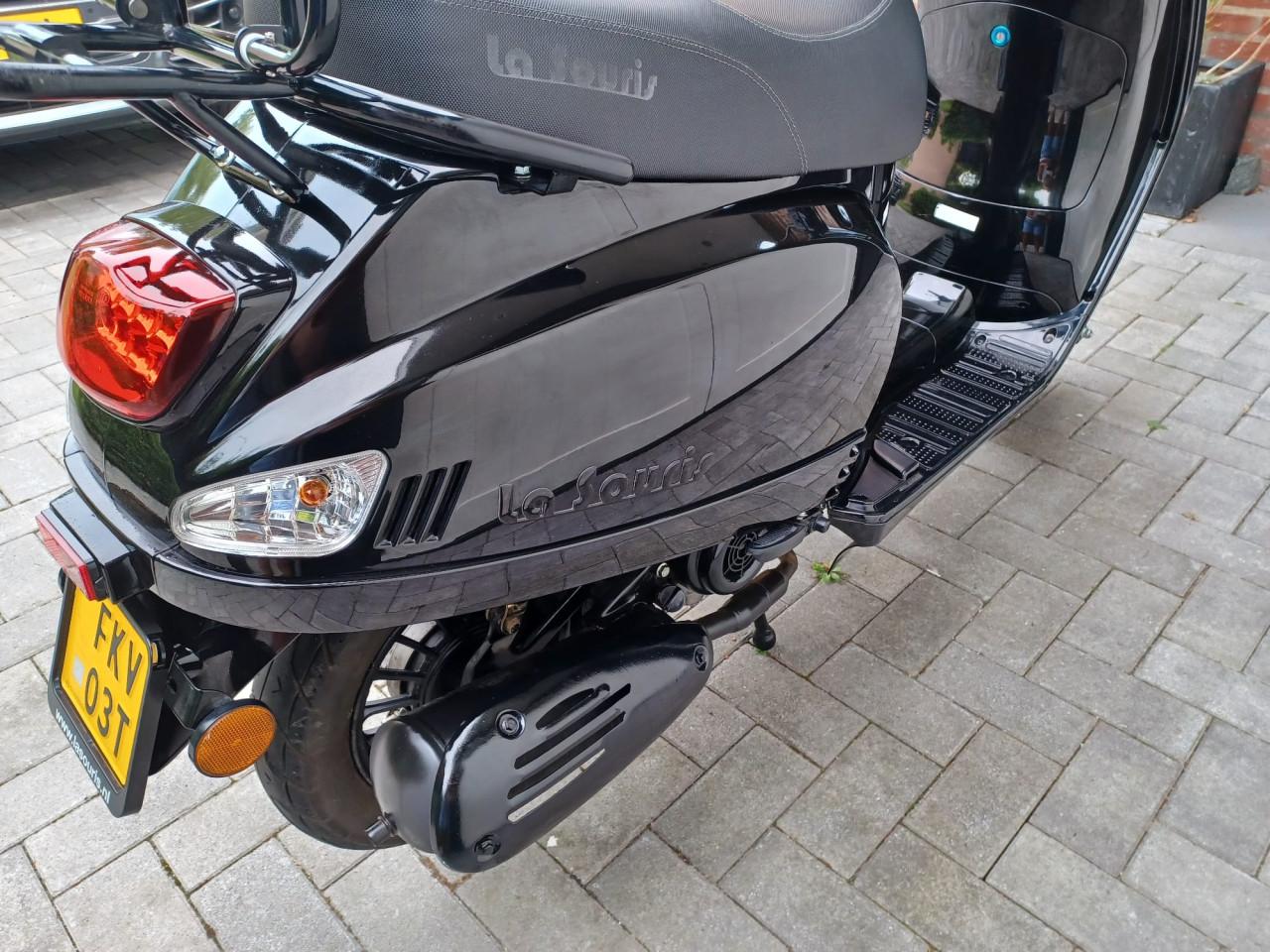 Te koop scooter LA SOURIS SOURINI 45km/h