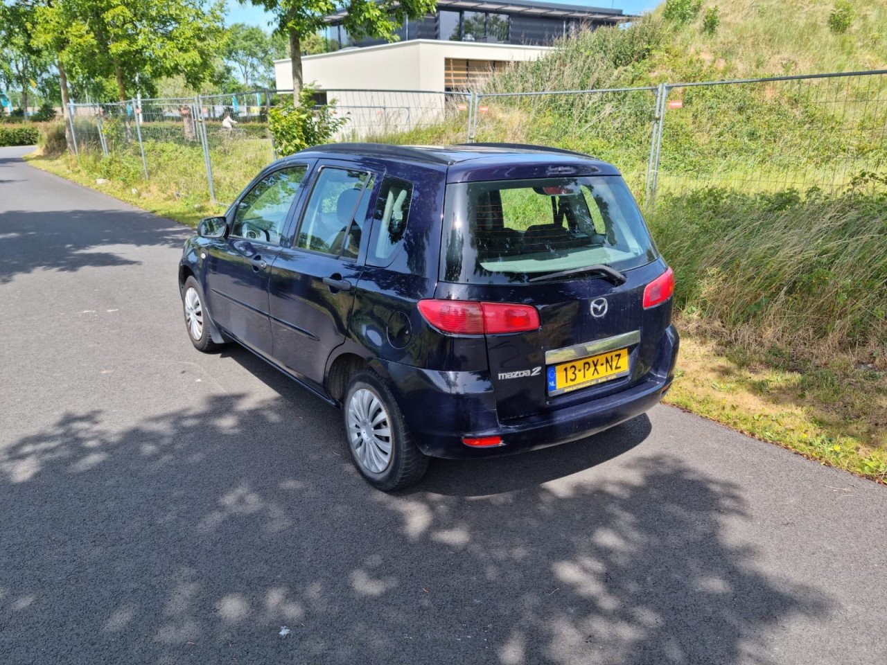 Mazda 2 1.4i bouwjaar 2005 1 jaar apk