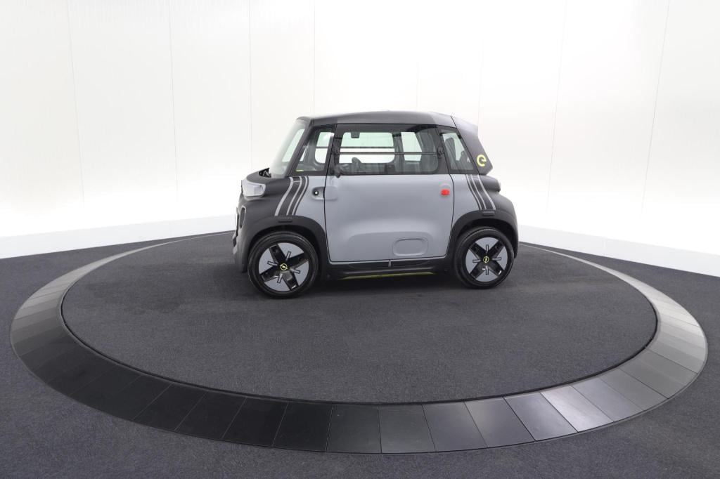 Opel Rocks-e base | vanaf 16 jaar | panoramadak | led | ventilatie | two-to